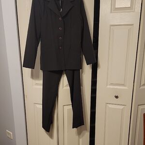 Elegant Black Pantsuit